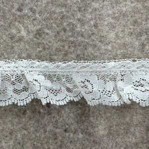 VTG White Ruffle Lace Trim .75‎ in Ribbon Trim Craft Sewing 9.8 yd / 352 in long